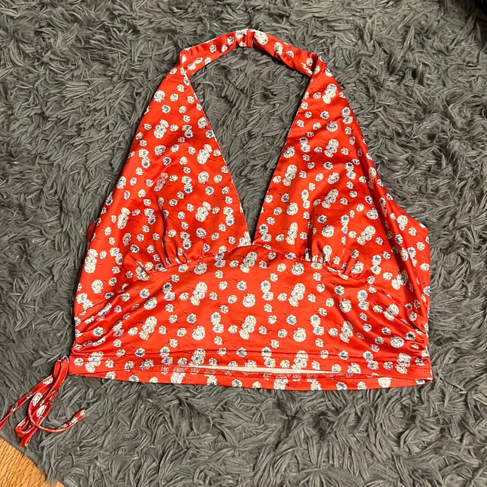 red crop top